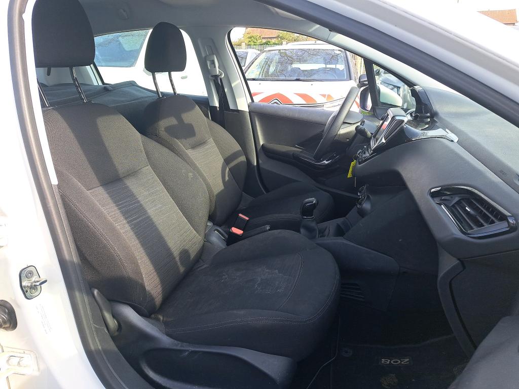 Peugeot 208 AFFAIRE BLUEHDI 100 S&S BVM5 PREMIUM PACK 2019