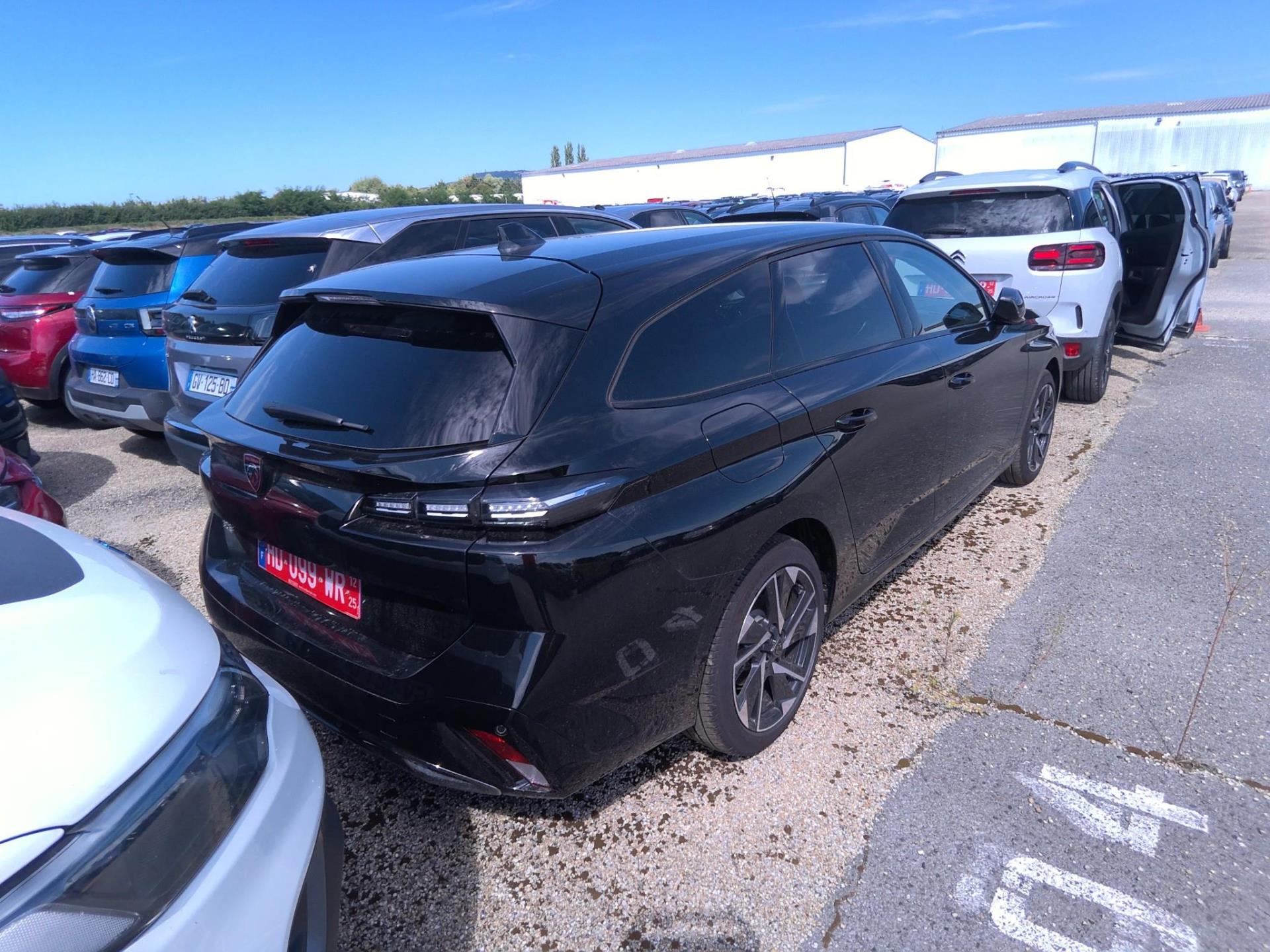 Peugeot 308 SW Hybrid 136 e-DCS6 Allure 2025