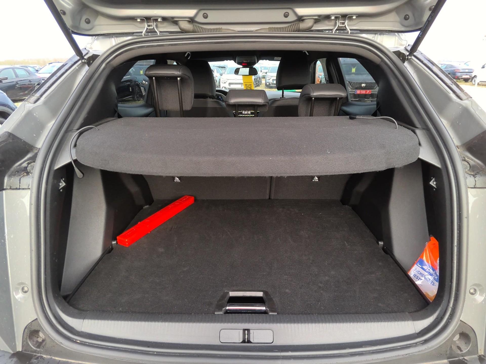 Peugeot 2008 130 S&S EAT8 Allure 2025