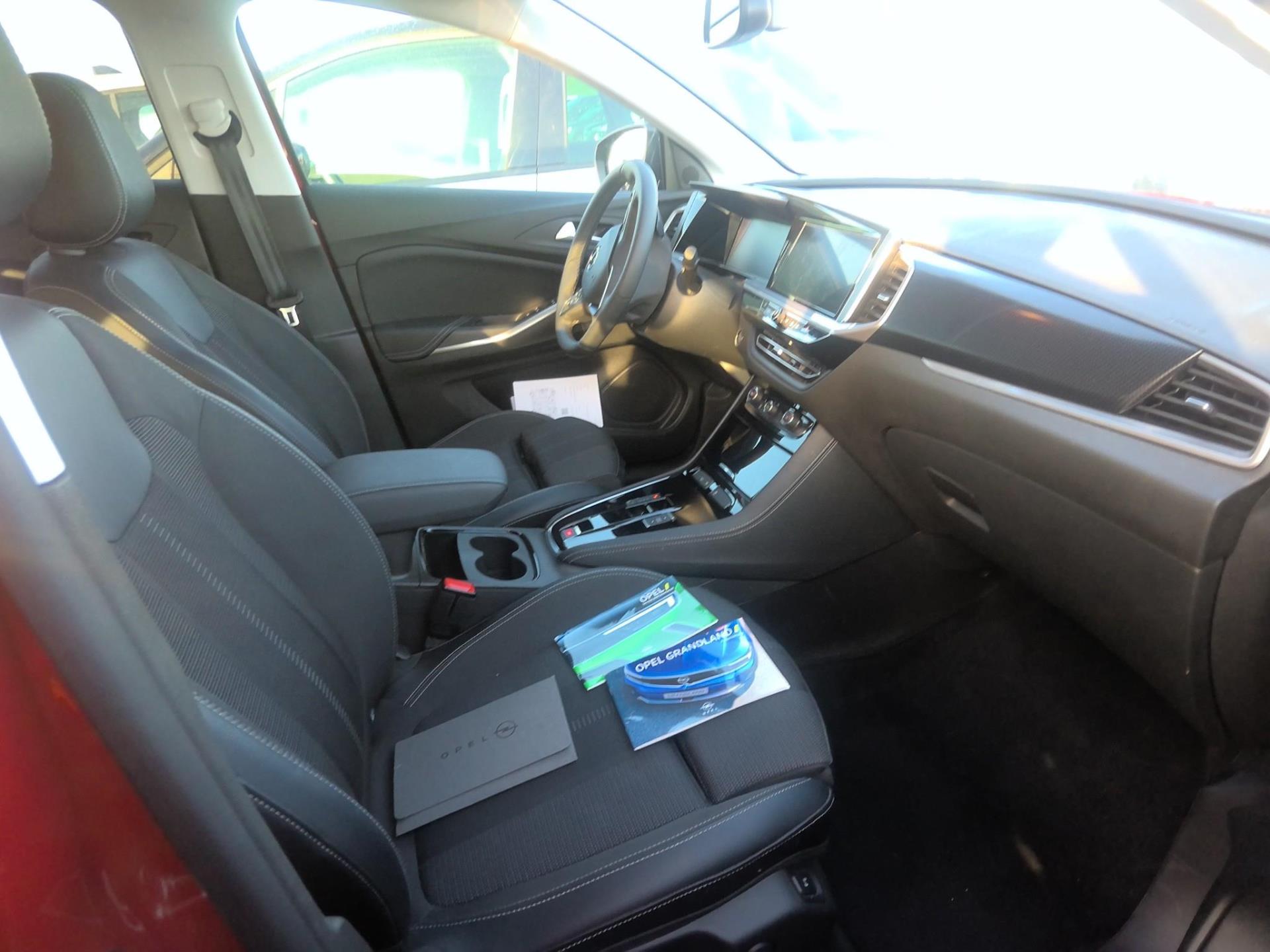 Opel Grandland 1.2 Turbo Hybrid 136 ch e-DCT6 GS Light 2024