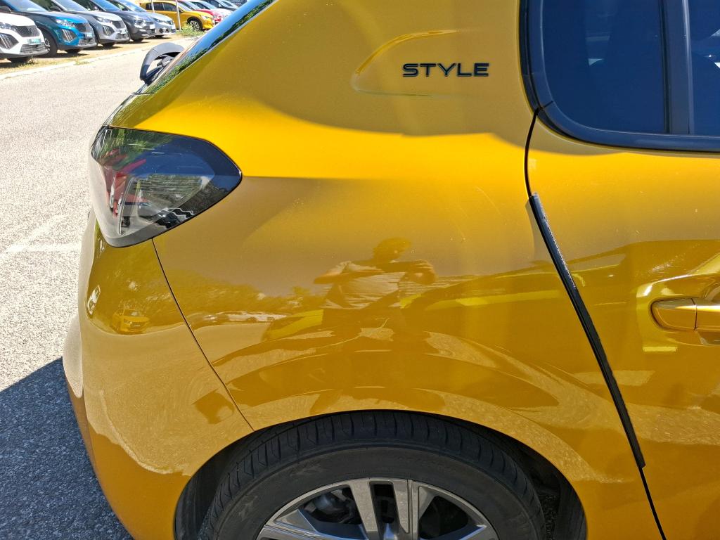 Peugeot 208 PureTech 100 S&S EAT8 Style 2022