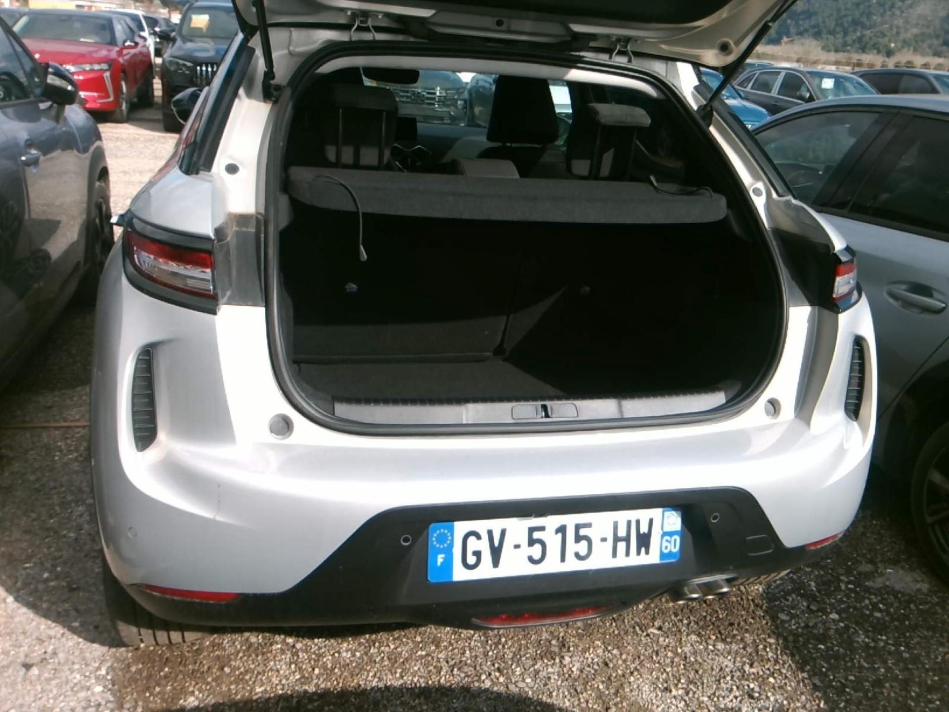 DS DS 3 PureTech 130 EAT8 Performance Line 2024