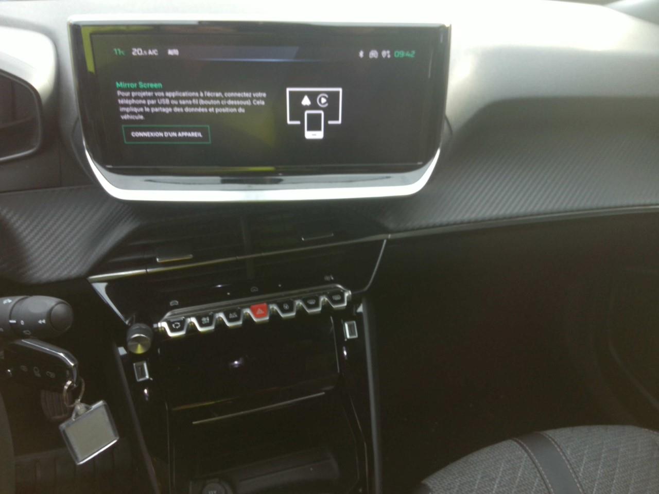 Foto Peugeot 2008 8