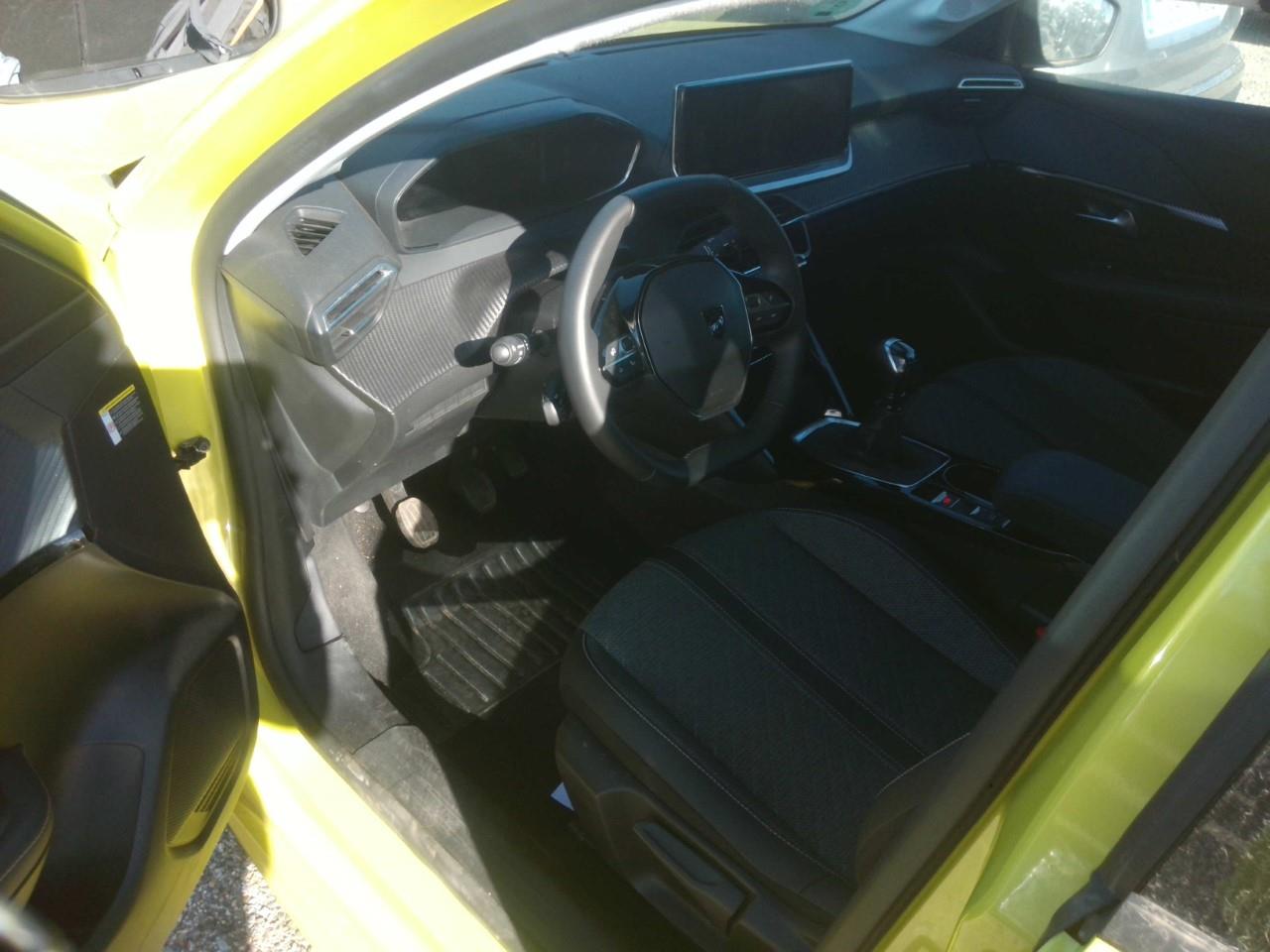 Foto Peugeot 208 6