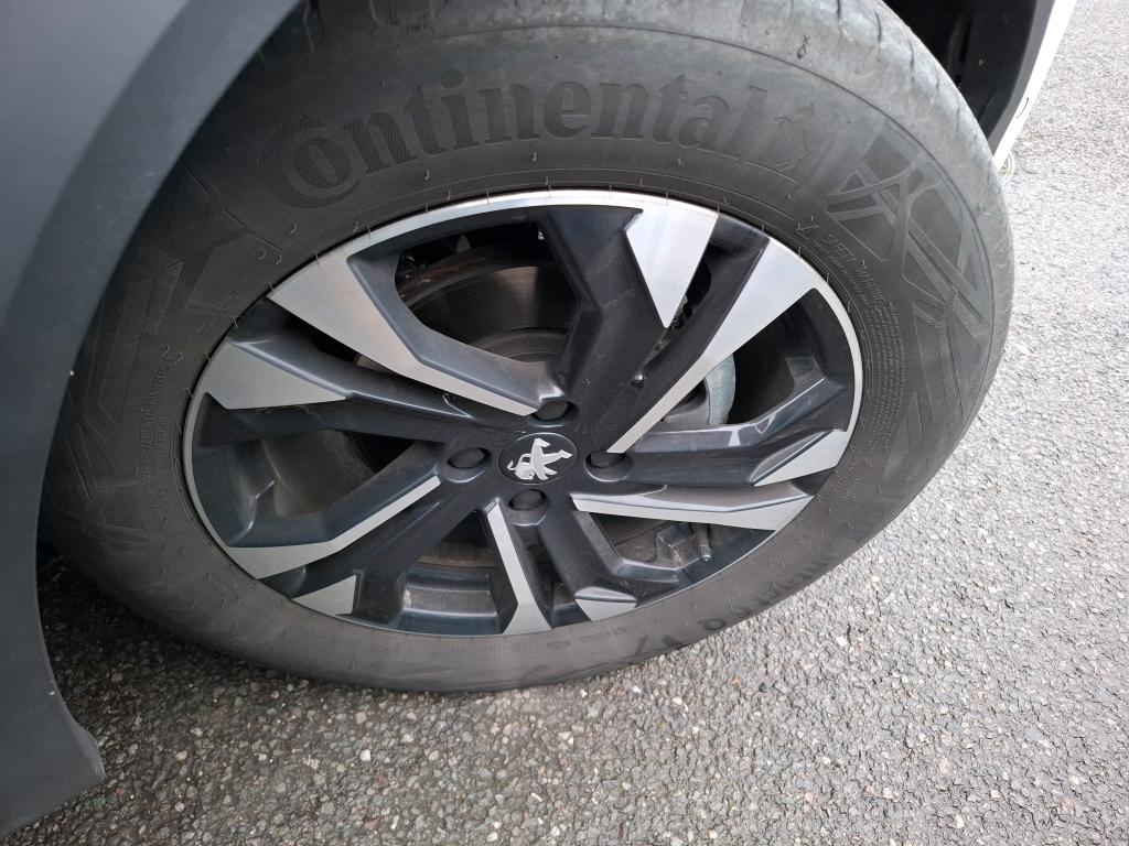 Peugeot 2008 PureTech 130 S&S EAT8 GT 2023