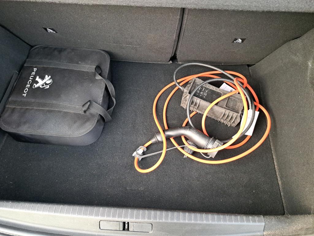Peugeot 208 Electrique 50 kWh 136ch GT 2021