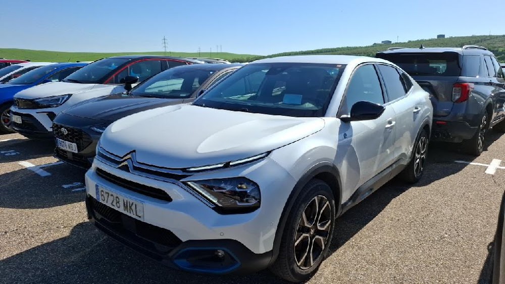 Foto Citroën ë-C4 4