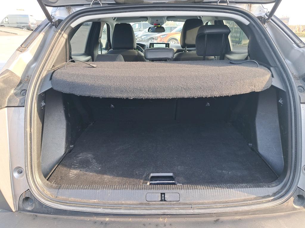 Peugeot 2008 BlueHDi 130 S&S EAT8 Allure Pack 2022