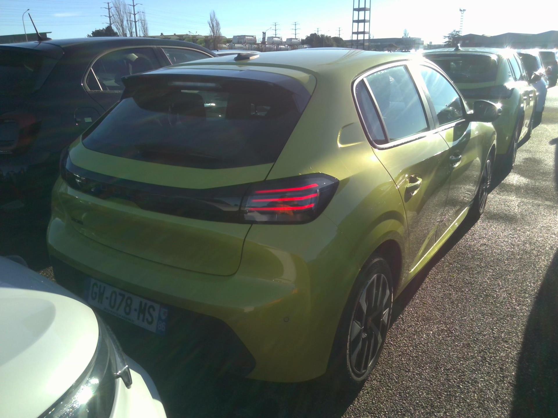 Peugeot 208 PureTech 100 S&S BVM6 Active 2024