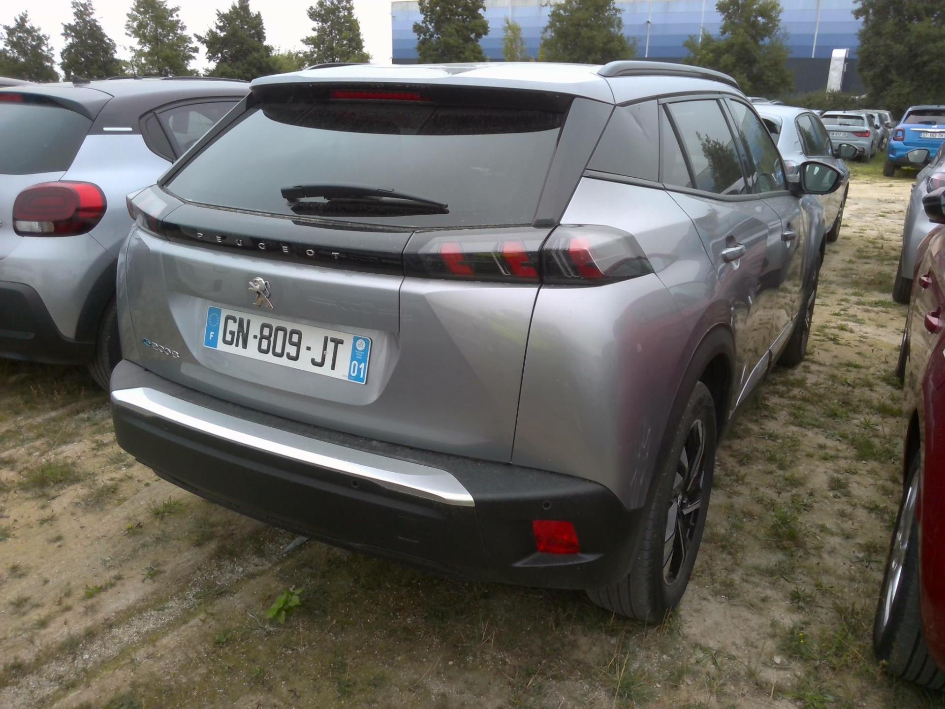 Peugeot 2008 Electrique 136 ch Allure 2023