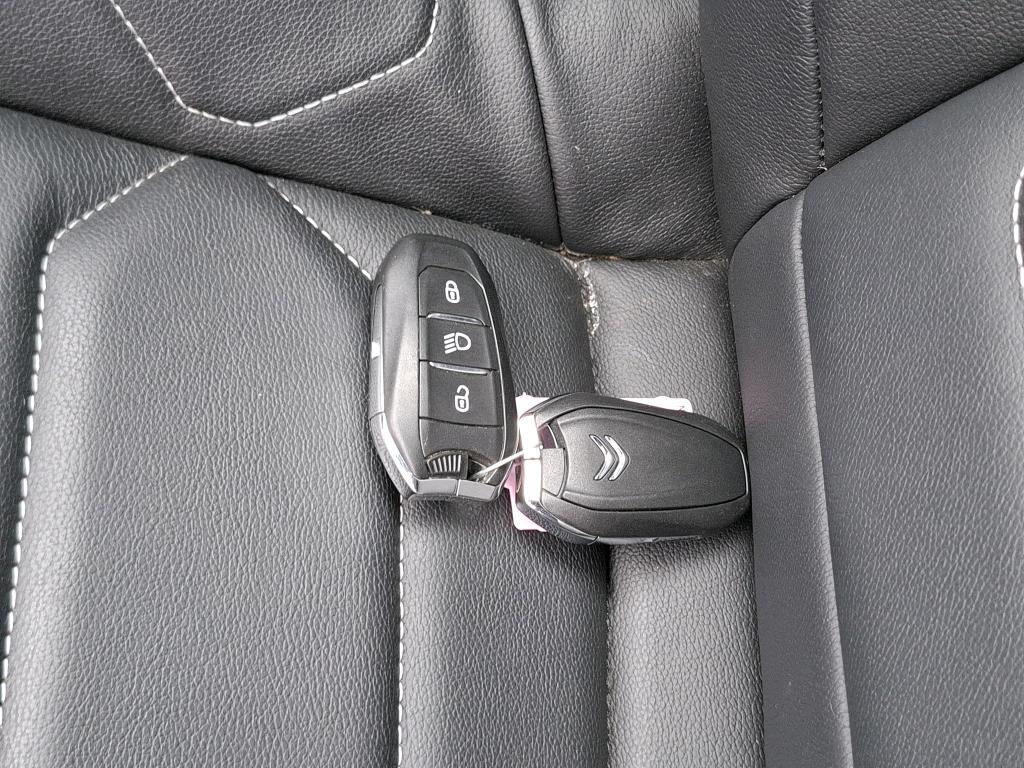 Citroen C4 PureTech 155 S&S EAT8 Shine Pack 2021