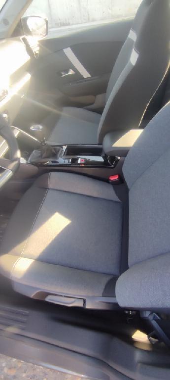 Foto Citroën C4 X 14