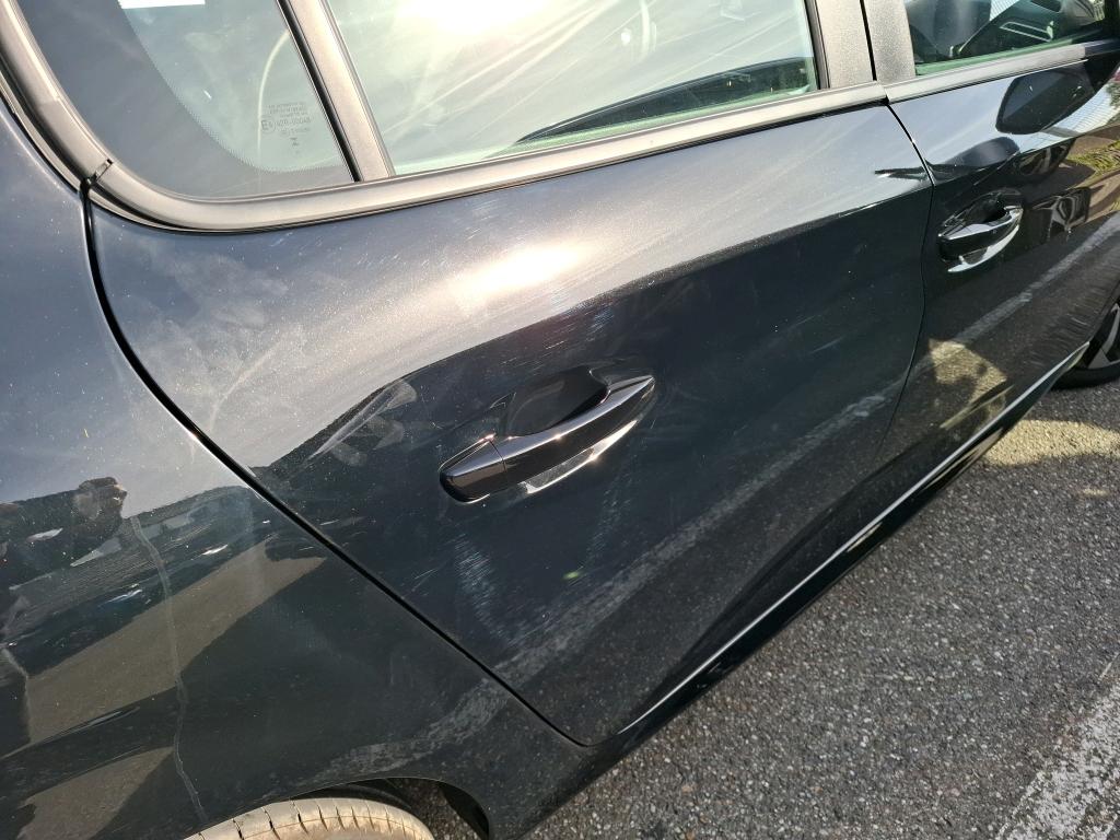 Peugeot 208 Hybrid 110 ch e-DCS6 Style 2025