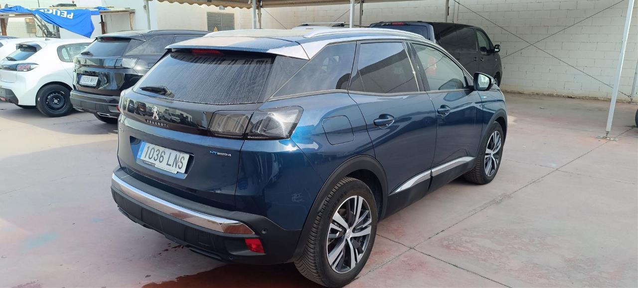 Foto Peugeot 3008 Hybrid 2