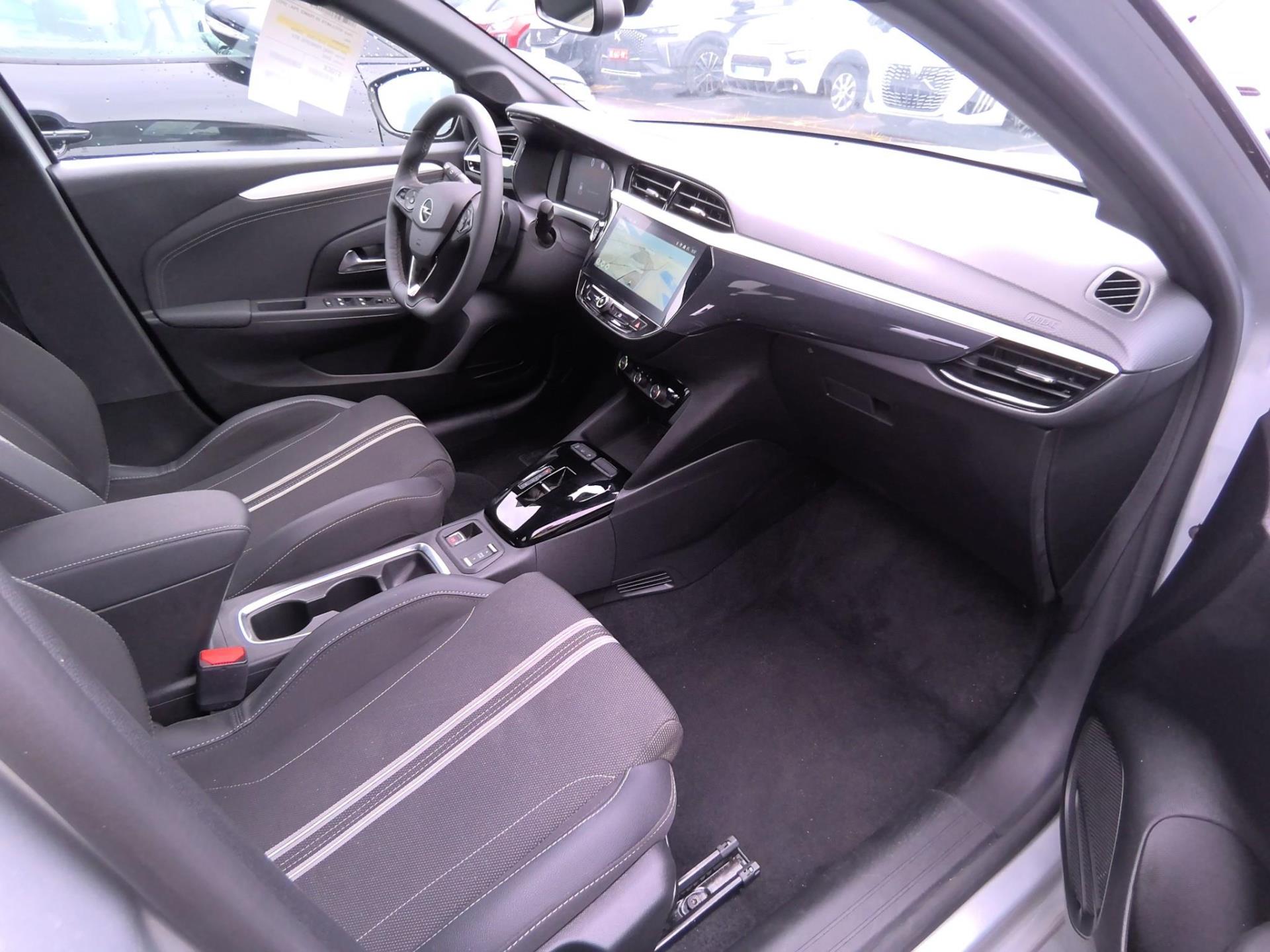 Opel Corsa 1.2 Turbo Hybrid 100 ch e-DCT6 GS 2024