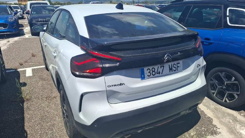 Foto Citroën C4 X 8