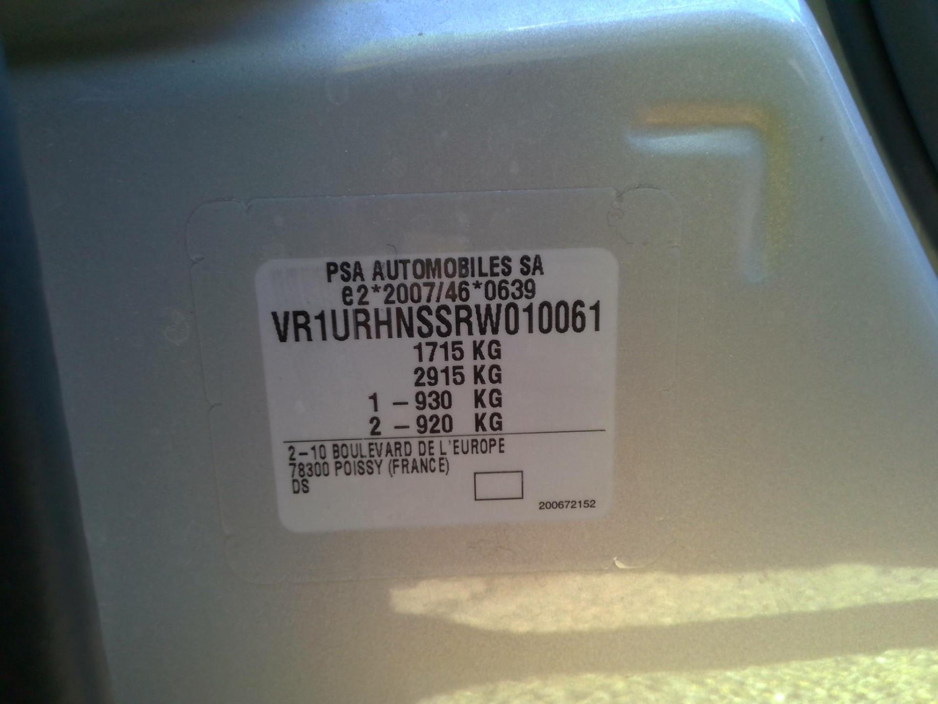 DS DS 3 PureTech 130 EAT8 Performance Line 2024