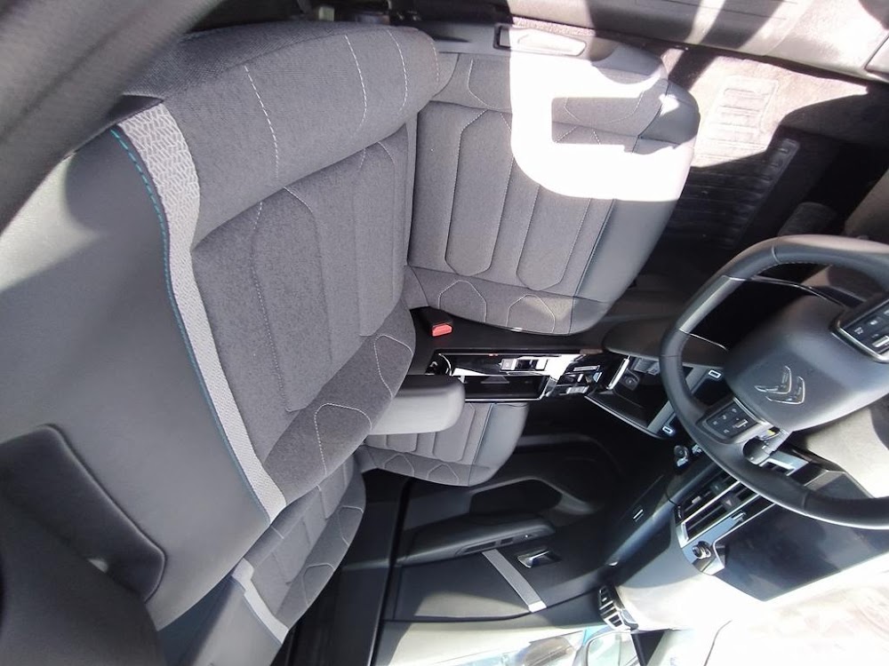 Foto Citroën C4 X 12