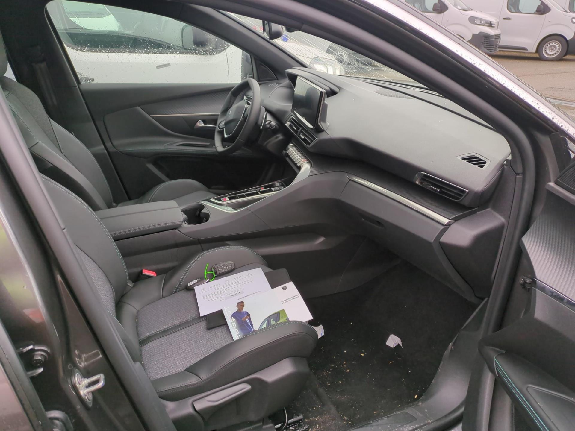 Peugeot 5008 BlueHDi 130ch S&S EAT8 Allure Pack 2024