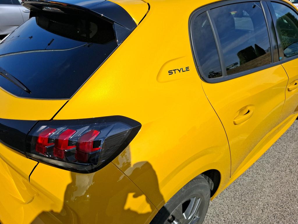 Peugeot 208 PureTech 100 S&S BVM6 Style 2022