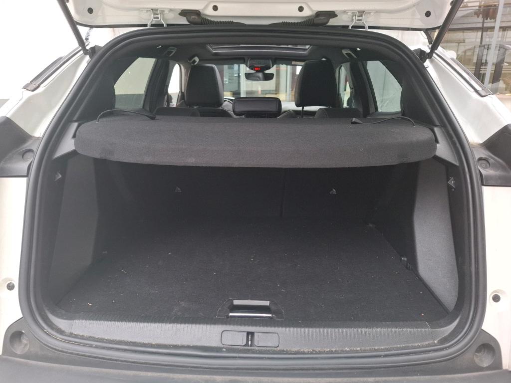 Peugeot 2008 PureTech 130 S&S EAT8 GT 2021