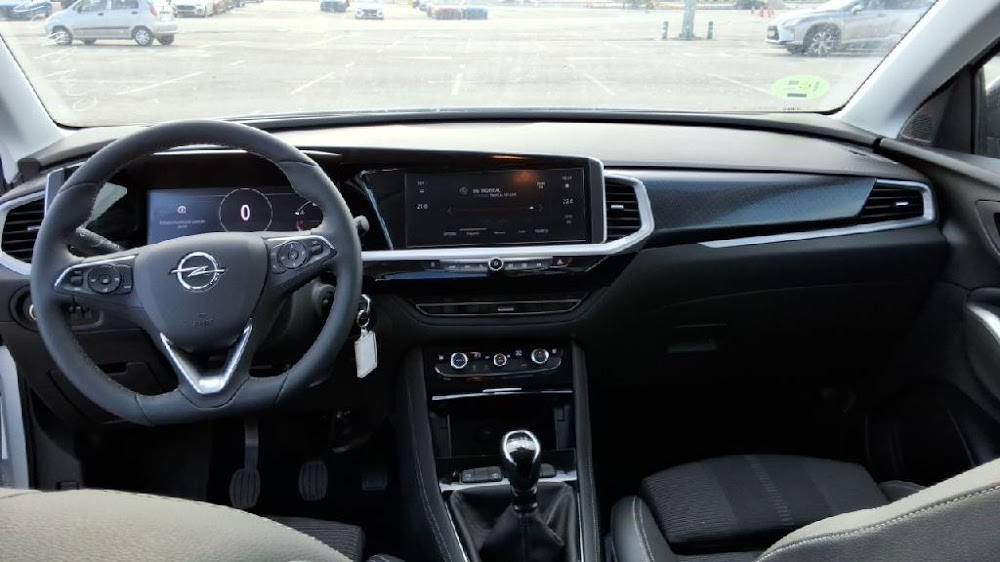 Foto Opel Grandland 14