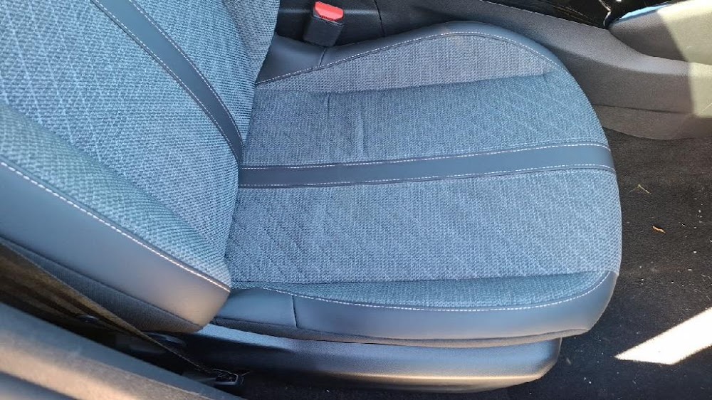 Foto Peugeot 208 15