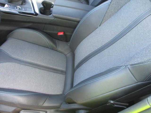 Foto Peugeot 5008 12