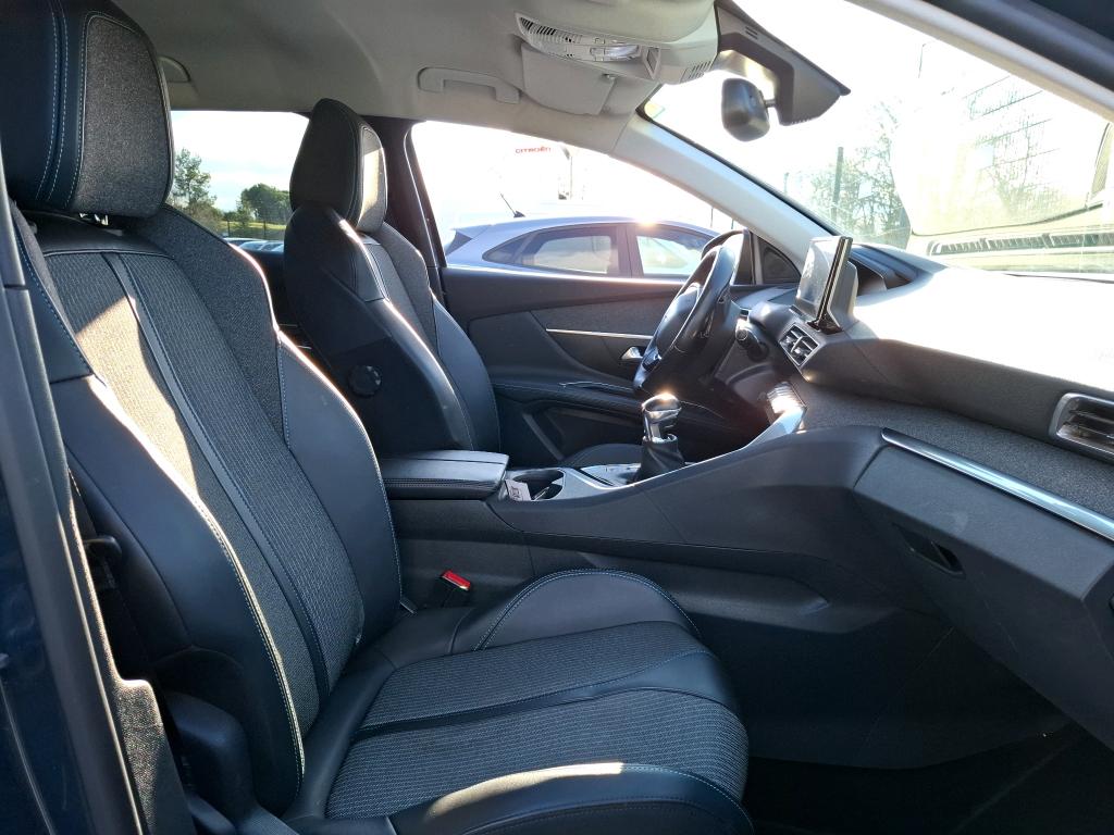 Peugeot 3008 BlueHDi 130ch S&S BVM6 Allure Pack 2022