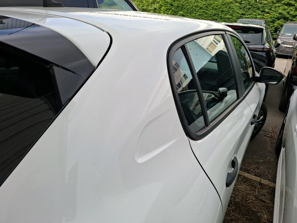Peugeot 208 BLUEHDI 100 S&S BVM6 PREMIUM 2022