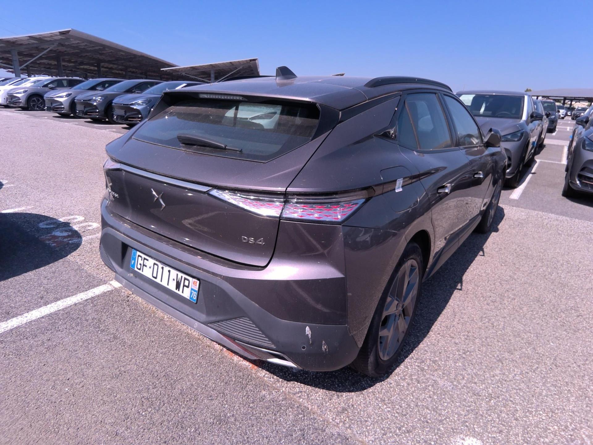 DS DS 4 Hybride E-Tense 225 EAT8 Cross Trocadero 2022