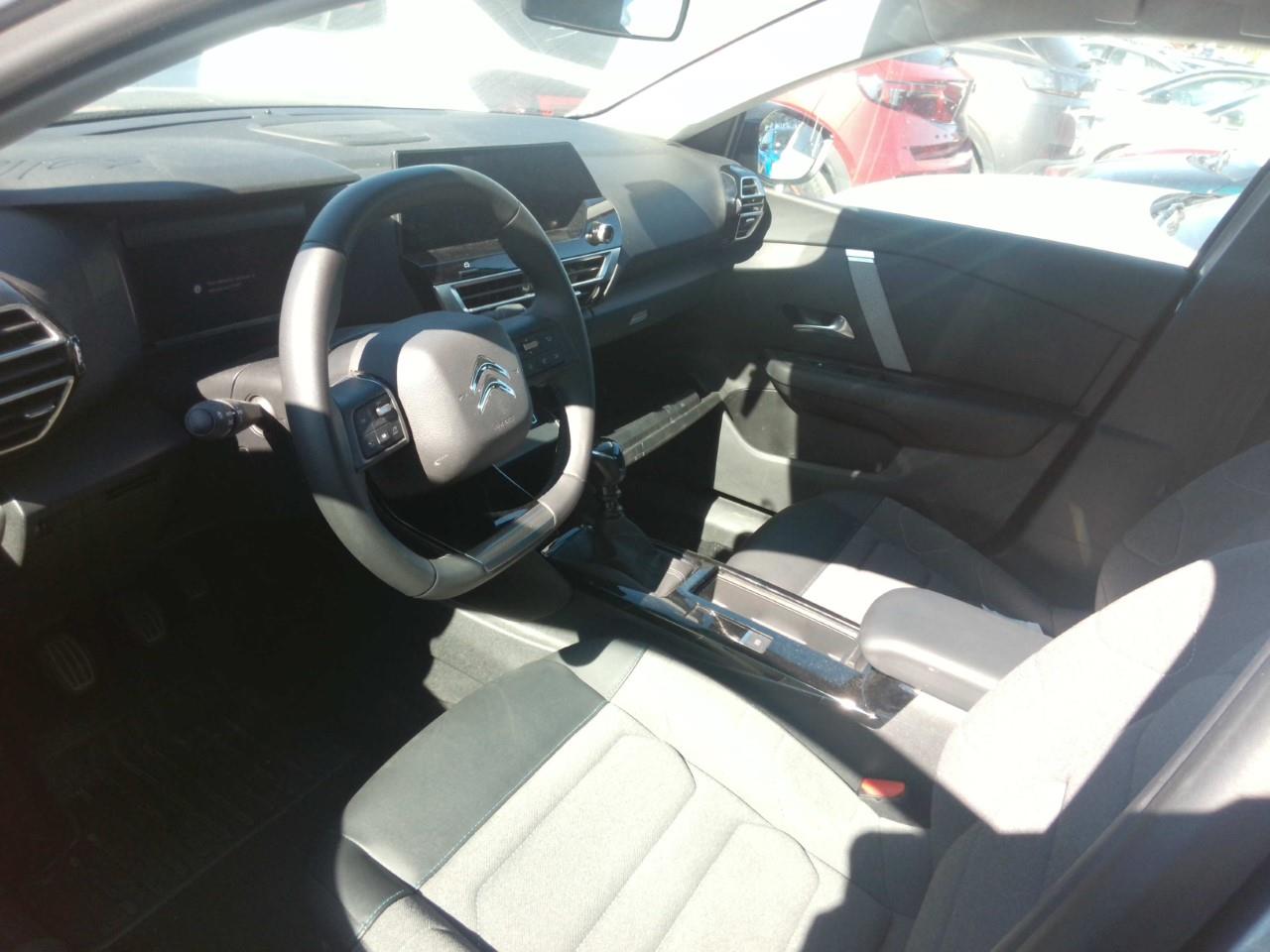 Foto Citroën C4 X 5