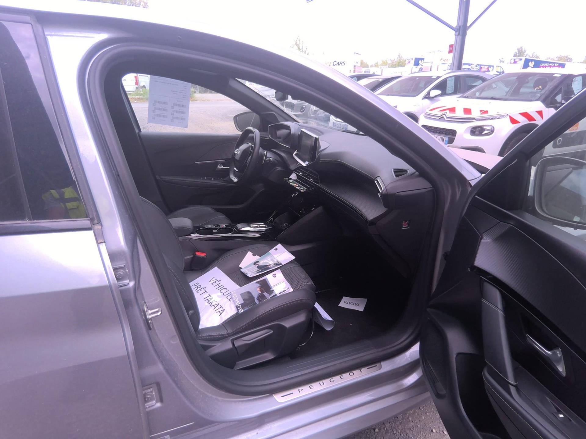 Peugeot 208 PureTech 100 S&S EAT8 GT 2023