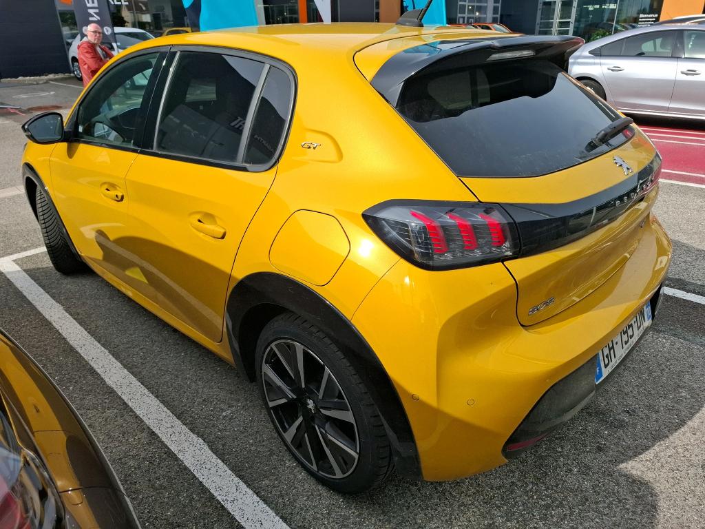 Peugeot 208 PureTech 130 S&S EAT8 GT 2022