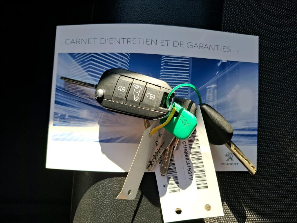 Peugeot EXPERT FGN TOLE STANDARD 2.0  BLUEHDI 120 S&S BVM6 PREMIUM 2018