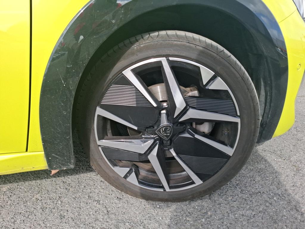 Peugeot 208 Hybrid 145 ch e-DCS6 GT 2025