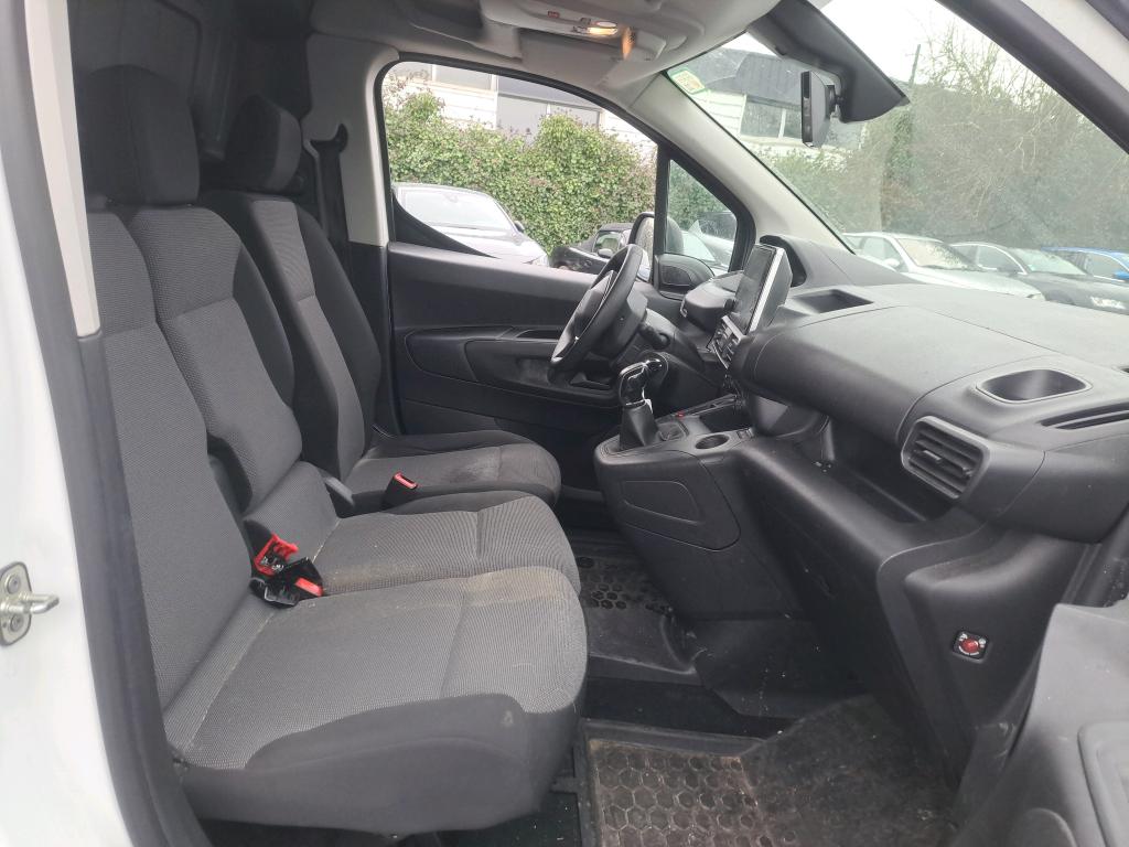 Peugeot PARTNER FOURGON STANDARD 650 KG BLUEHDI 100 S&S BVM5 ASPHALT 2019