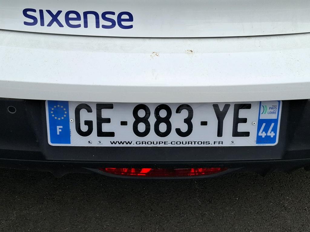 Peugeot 208 BLUEHDI 100 S&S BVM6 PREMIUM 2022
