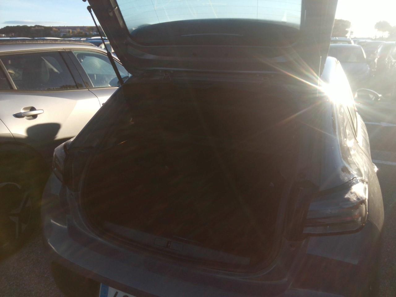 Foto Peugeot 208 16