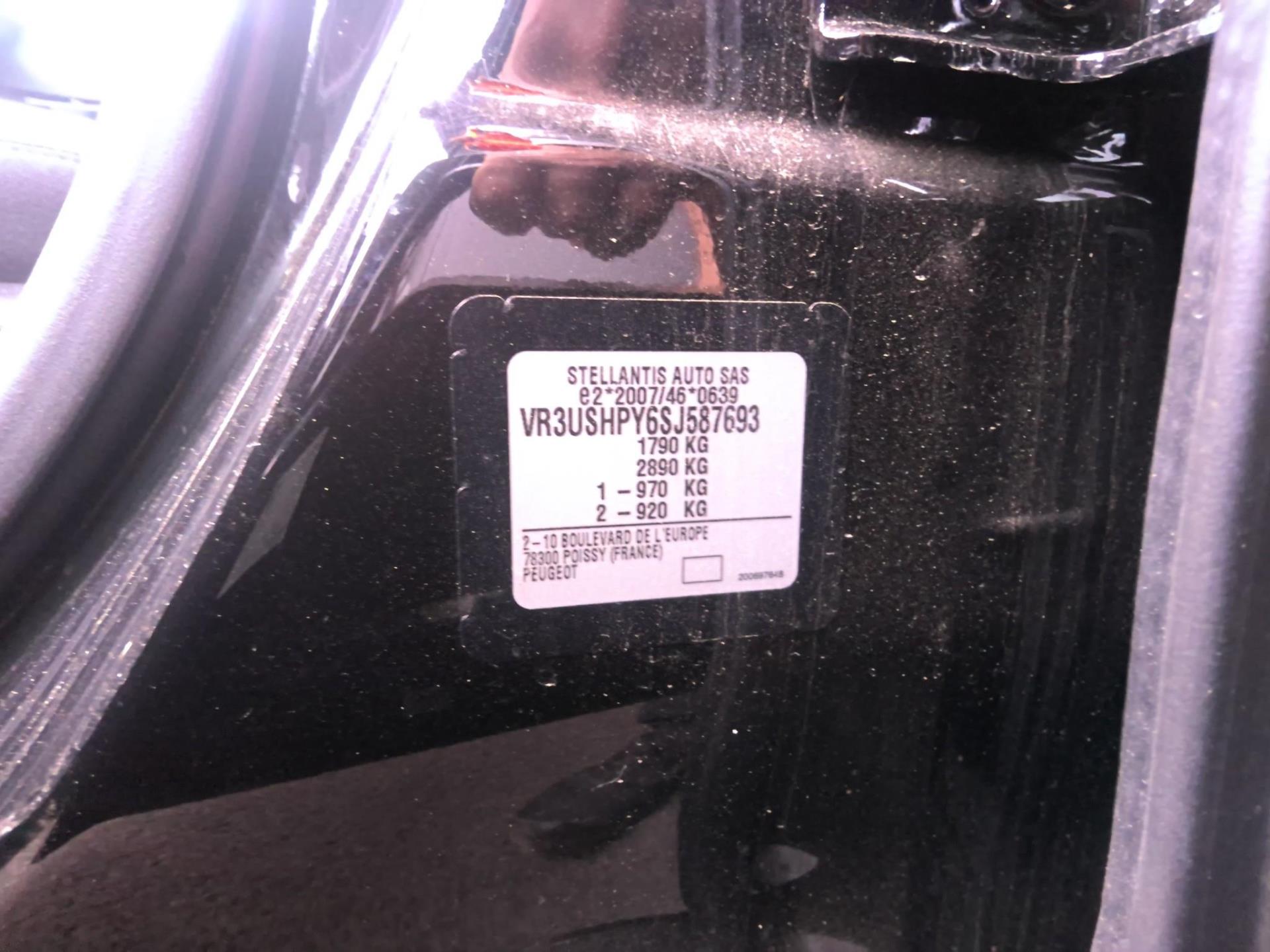 Peugeot 2008 Hybrid 136 e-DCS6 GT 2025