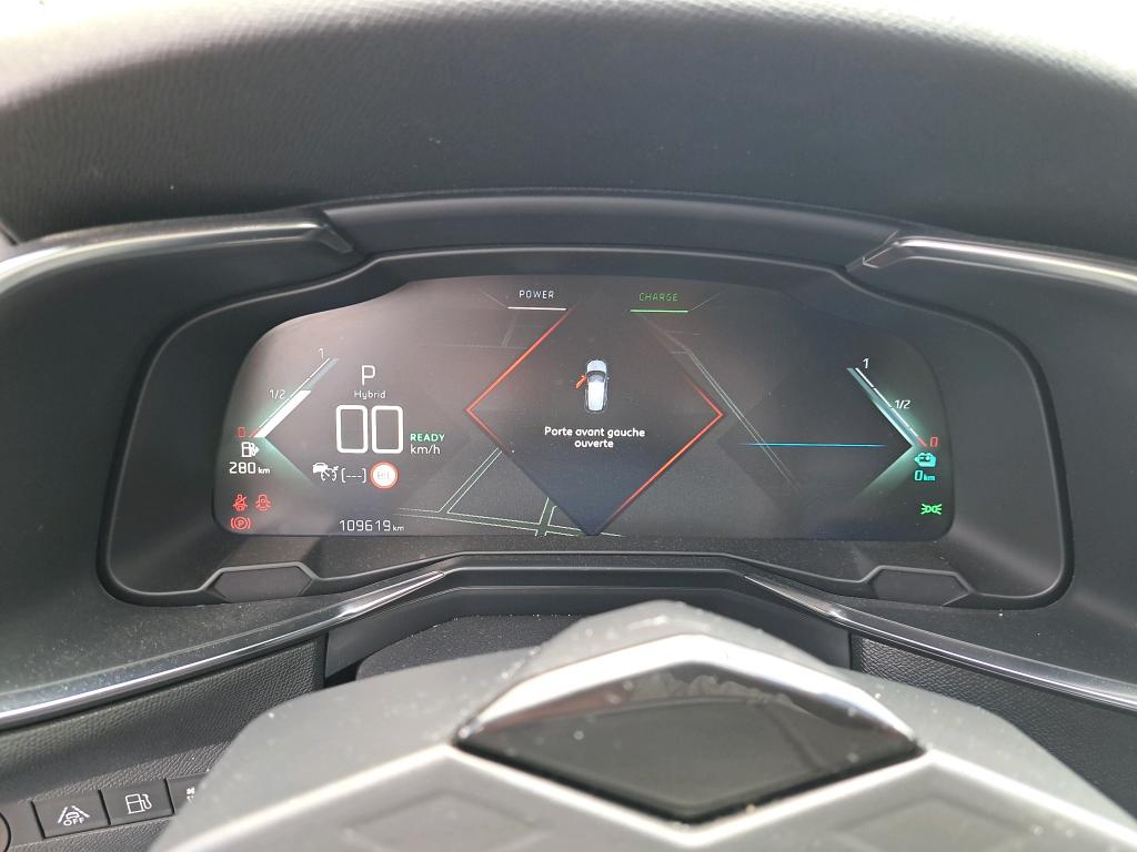 DS DS7 Crossback Hybride E-Tense 300 EAT8 4x4 Rivoli 2021
