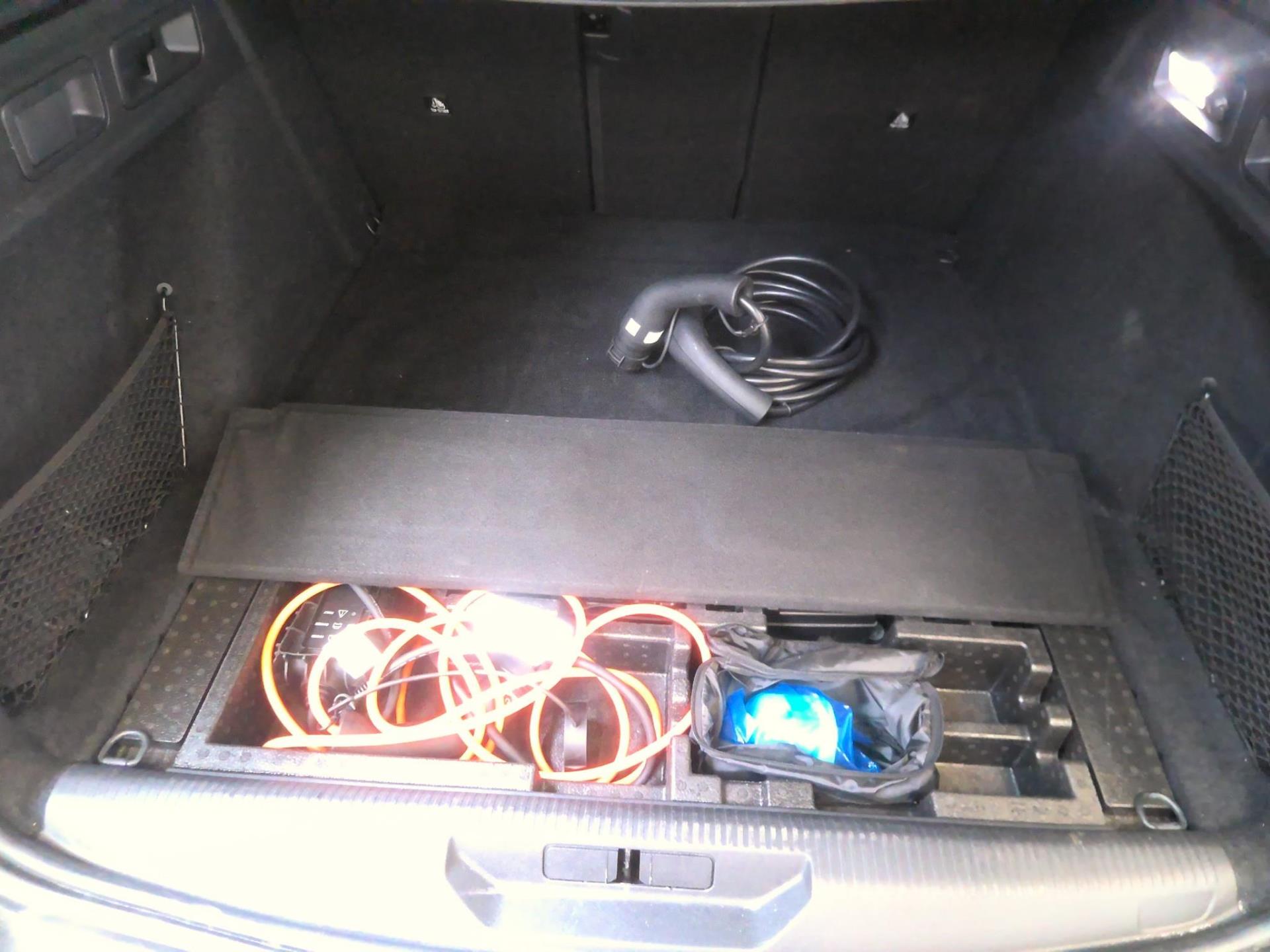 Peugeot 308 SW PHEV 225 e-EAT8 GT 2024
