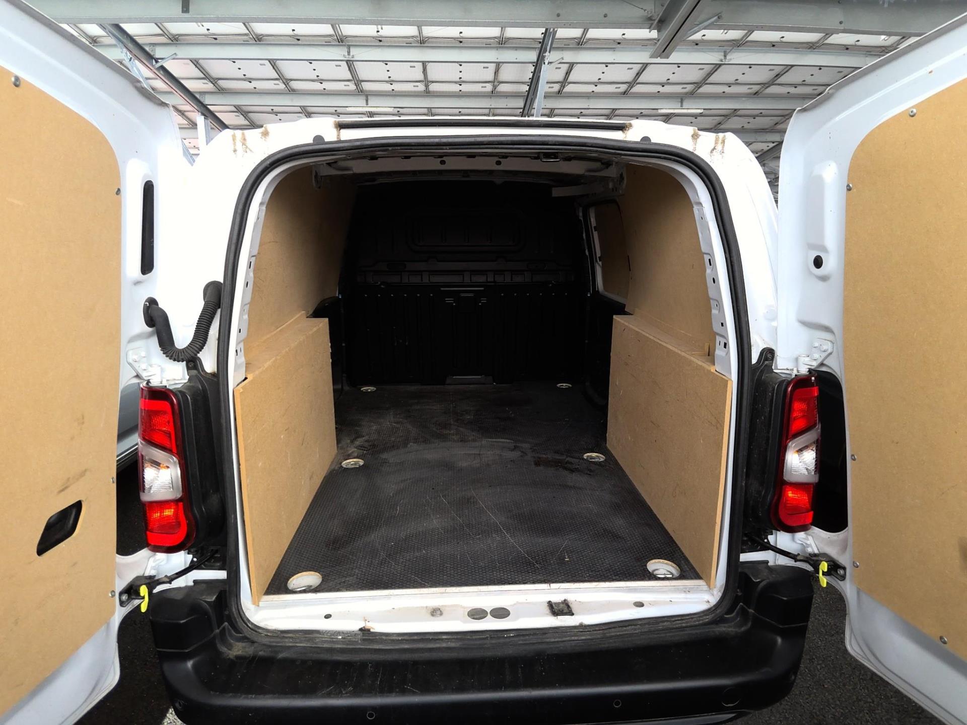 Citroen BERLINGO VAN TAILLE XL 950KG BLUEHDI 100 S&S BVM6  2023