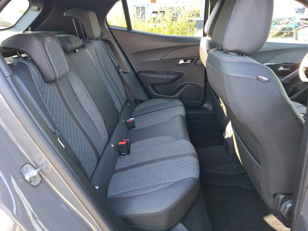Peugeot 2008 Hybrid 136 e-DCS6 Allure 2024