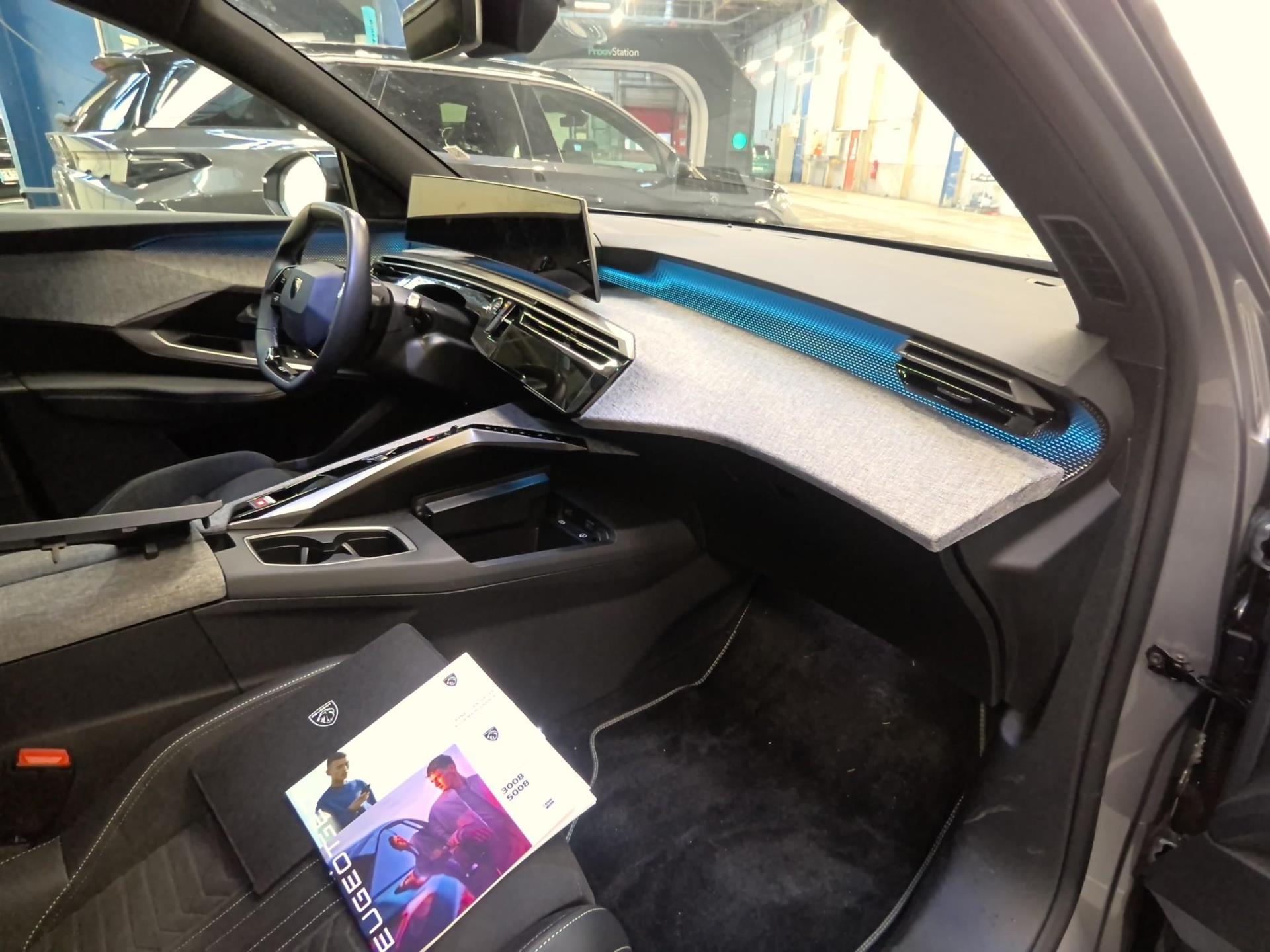 Peugeot 3008 Electrique 210 ch 73 kWh GT 2025