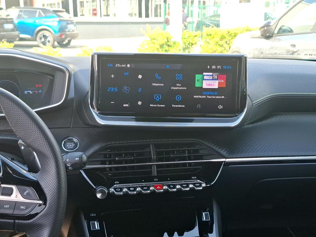 Peugeot 2008 Hybrid 145 ch e-DCS6 GT 2025