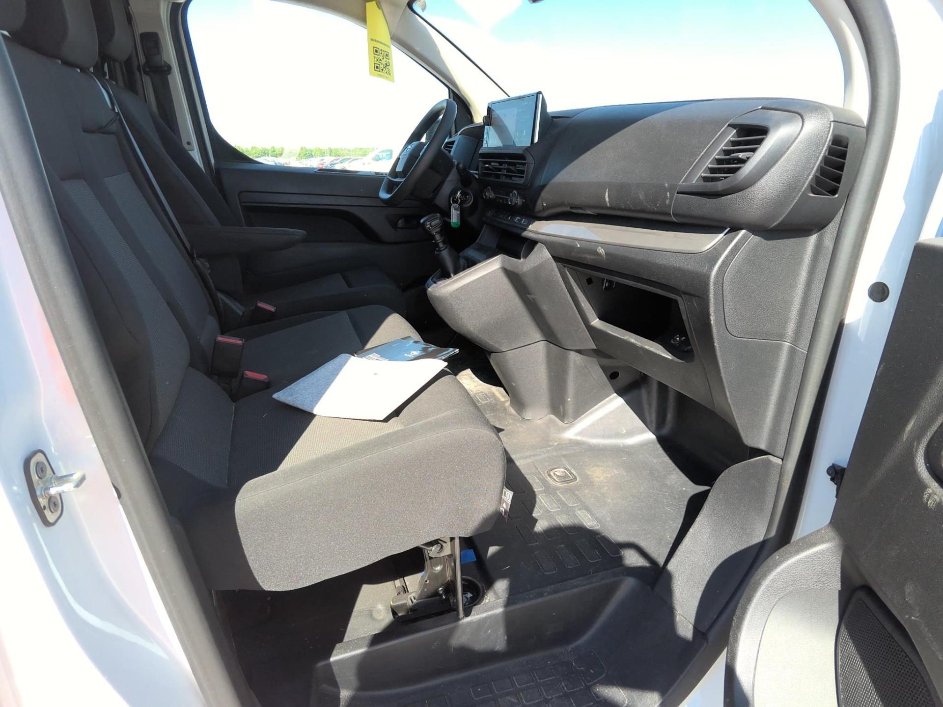 Opel VIVARO FGN TAILLE M BLUEHDI 120 S&S BVM6 2024