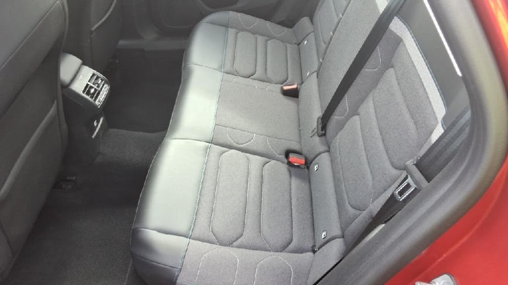 Foto Citroën C4 X 9