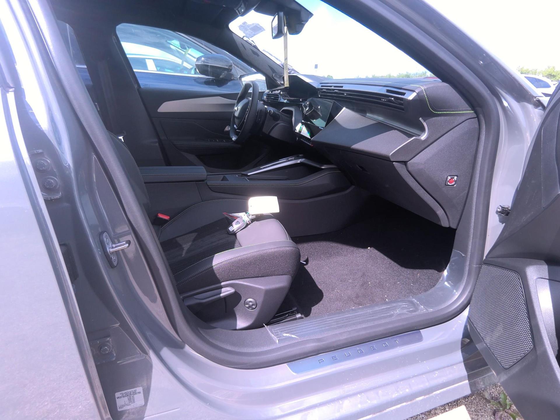 Peugeot 308 SW Plug-in Hybrid 195 ch e-DCS7 GT 2025