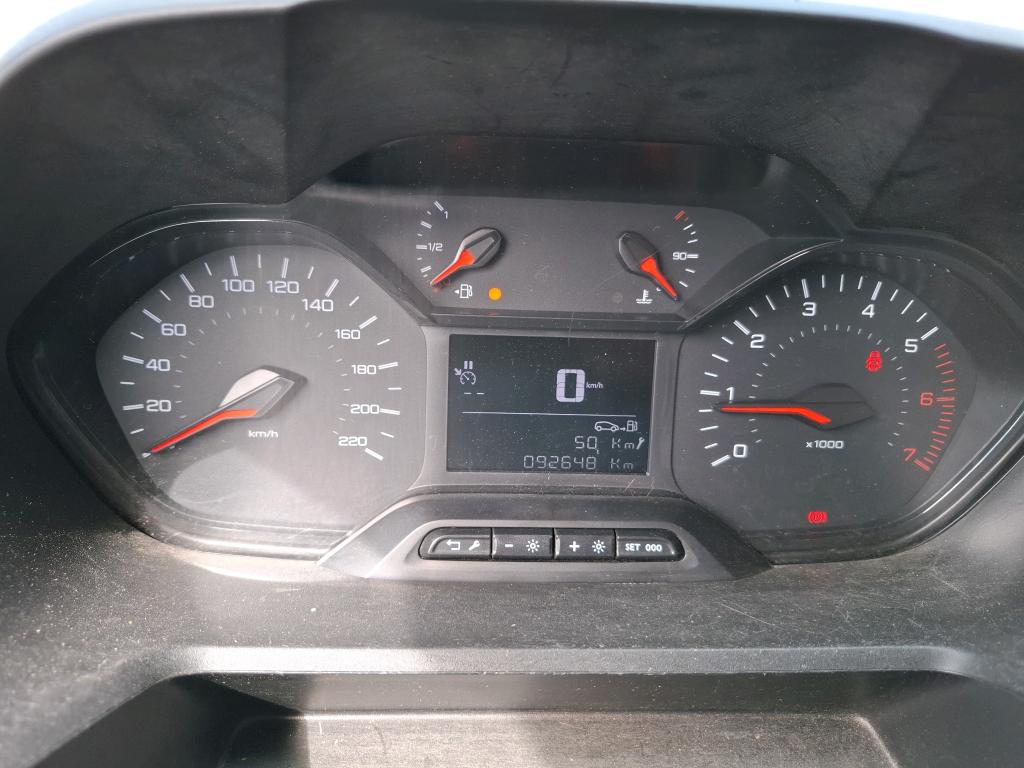 Peugeot PARTNER FOURGON STANDARD 650 KG BLUEHDI 100 S&S BVM5 PREMIUM 2019